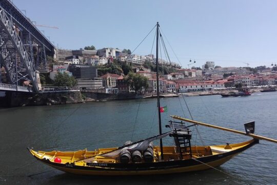 Transfer from Porto to Coimbra visiting Aveiro, half day