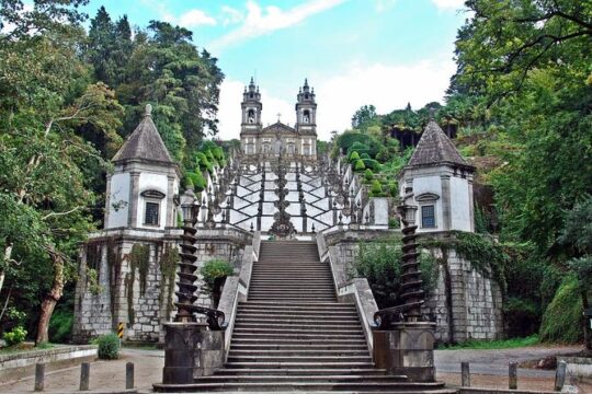 Braga and Guimaraes small group tour with lunch from Porto