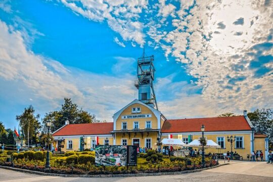 Guided tour to Salt Mine & Schindler Factory with Pick-Up Options