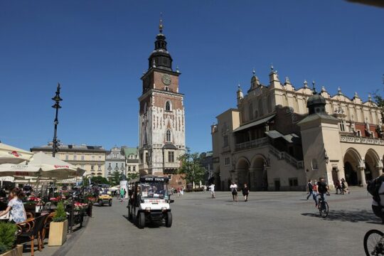 90 minutes Small Group Krakow City Tour by Electric Car