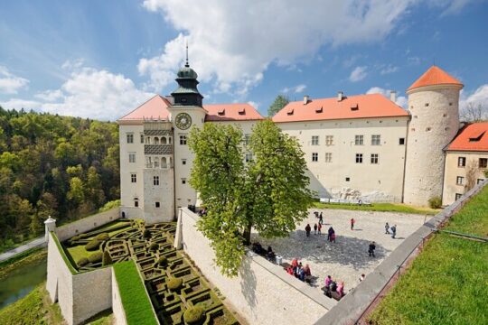 Krakow: Pieskowa Skala Castle Private Guided Tour