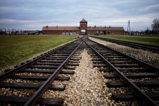 Auschwitz-Birkenau Guided Tour with Pickup from Krakow