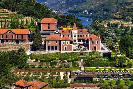 Transfer to Six Senses from Porto