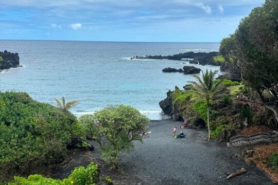 Road to Hana Adventure Small Group Tour with Pickup