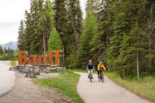 Banff Self-Guided Hotel | Banff National Park