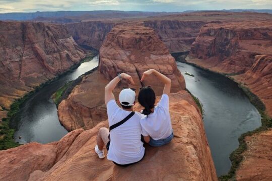 2 Days Grand Canyon, Antelope Canyon and Horseshoe Bend Tour